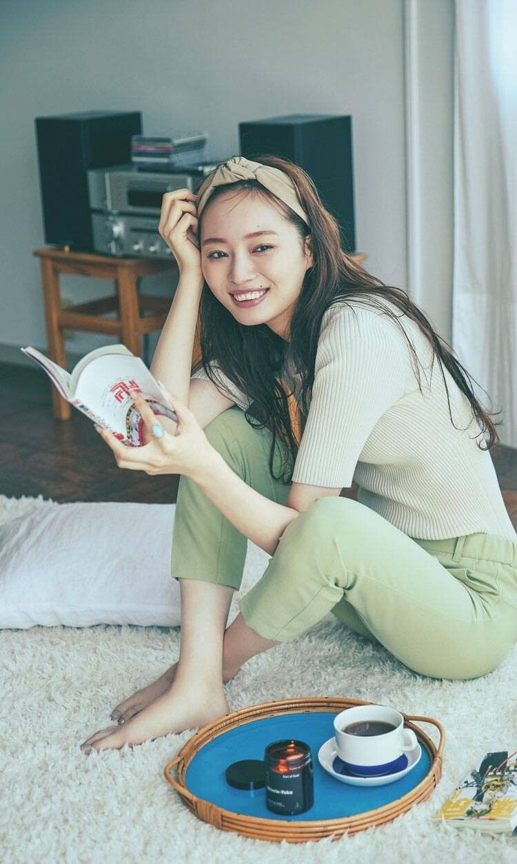 Không tiêu để lấp đầy cuộc sống – người trẻ đang chọn tỉnh táo thay vì hào nhoáng - Ảnh 3. Không tiêu để lấp đầy cuộc sống – người trẻ đang chọn tỉnh táo thay vì hào nhoáng - Ảnh 3.