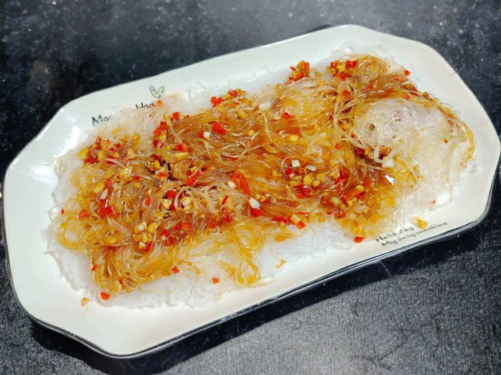 Mỗi lần mẹ tôi làm món hấp này là cả nhà &quot;trực chiến&quot; bát đũa, hào hứng ăn đến sạch đĩa - Ảnh 4.