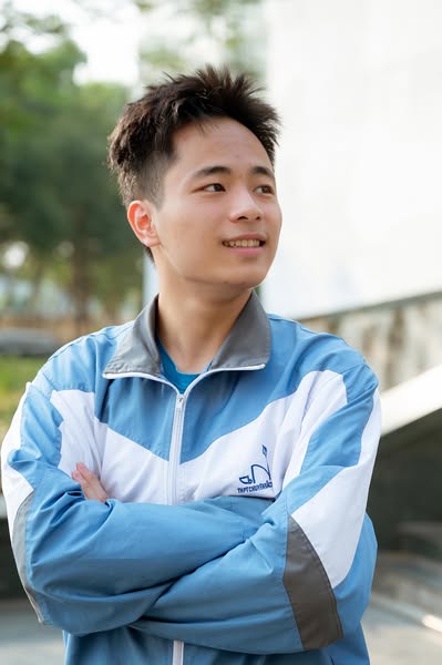 Ngôi trường &quot;đỉnh&quot; nhất lúc này: 3 năm liền có học sinh đạt HCV Olympic Quốc tế, gần như năm nào cũng có Thủ khoa, Á khoa thi ĐH- Ảnh 1.
