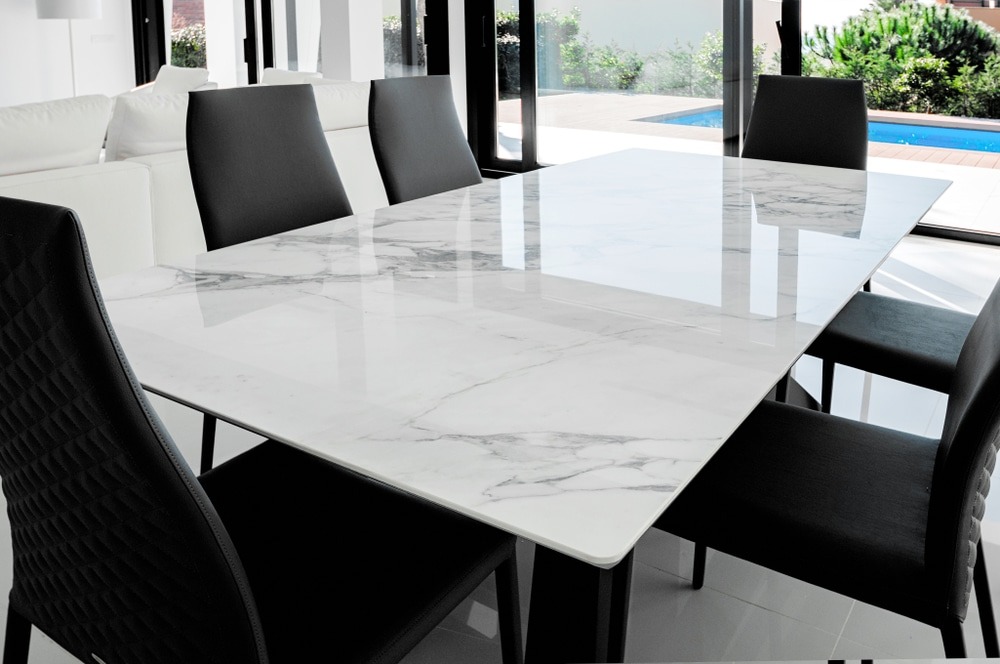 5 mẫu bàn ăn có khuyết điểm khó chấp nhận, biết rồi chẳng còn muốn mua- Ảnh 1. 5 mẫu bàn ăn có khuyết điểm khó chấp nhận, biết rồi chẳng còn muốn mua- Ảnh 1.