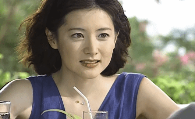 Ngoài phim Nàng Dae Jang Geum, Lee Young Ae còn xinh đẹp rung động lòng người với tạo hình hiện đại, đẳng cấp &quot;quốc bảo nhan sắc&quot; là đây- Ảnh 5.