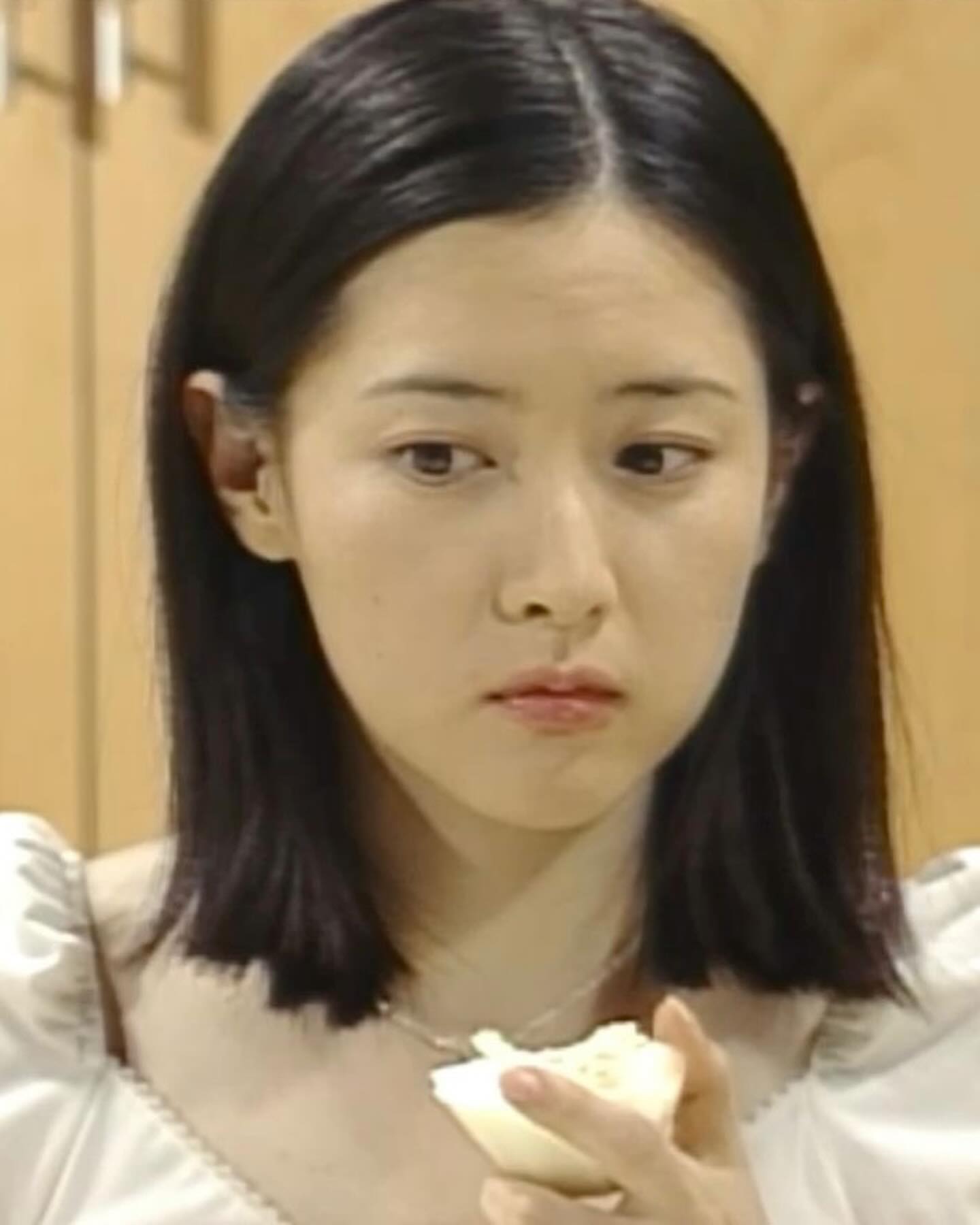 Ngoài phim Nàng Dae Jang Geum, Lee Young Ae còn xinh đẹp rung động lòng người với tạo hình hiện đại, đẳng cấp &quot;quốc bảo nhan sắc&quot; là đây- Ảnh 8.