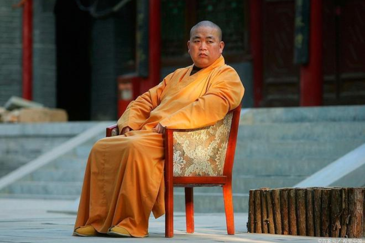 Phương trượng Thiếu Lâm Tự bị điều tra vì nghi biển thủ, có con ngoài giá thú - Ảnh 1. Phương trượng Thiếu Lâm Tự bị điều tra vì nghi biển thủ, có con ngoài giá thú - Ảnh 1.