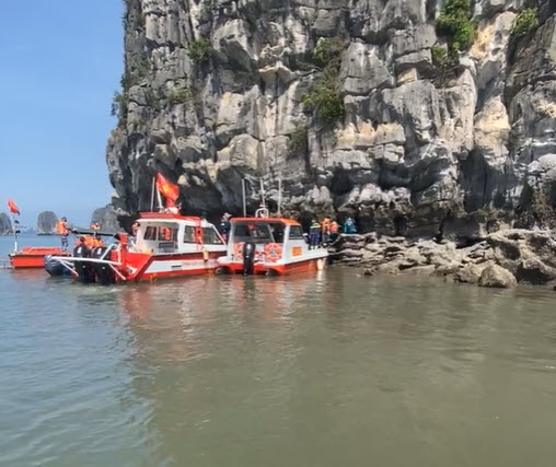 Hiện trường nơi phát hiện thi thể người cha mất tích sau khi cùng con trai đi tắm biển ở Quảng Ninh - Ảnh 1. Hiện trường nơi phát hiện thi thể người cha mất tích sau khi cùng con trai đi tắm biển ở Quảng Ninh - Ảnh 1.