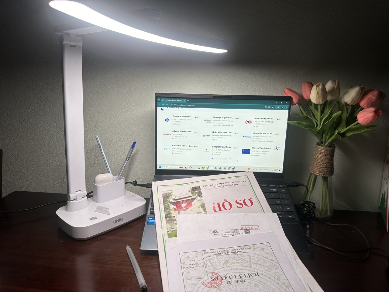 Câu nói “lương em đi làm không bằng anh thuê giúp việc” khiến nhiều người bức xúc: Thu nhập 40-50 triệu mà làm như cao lắm! - Ảnh 1. Câu nói “lương em đi làm không bằng anh thuê giúp việc” khiến nhiều người bức xúc: Thu nhập 40-50 triệu mà làm như cao lắm! - Ảnh 1.