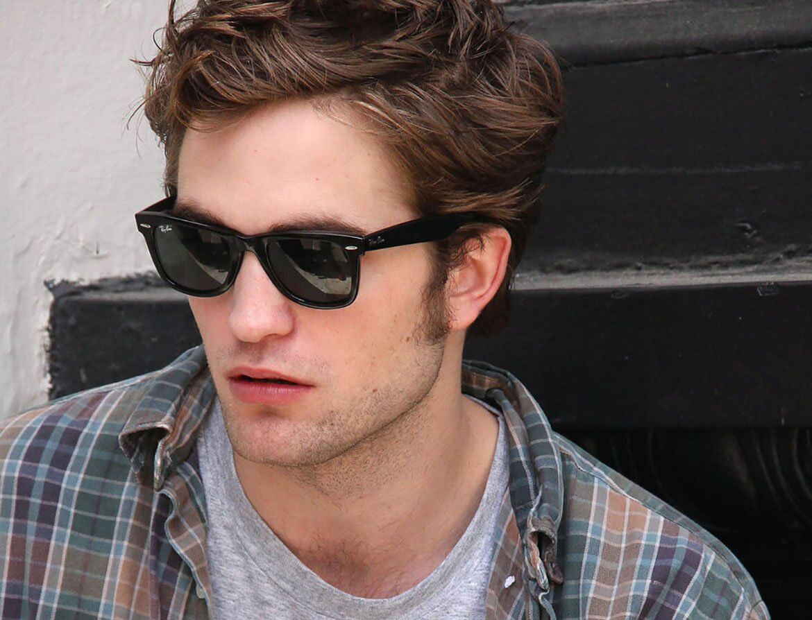 mat-kinh-wayfarer-rayban-1753694323089-17536943282241085287432.jpeg