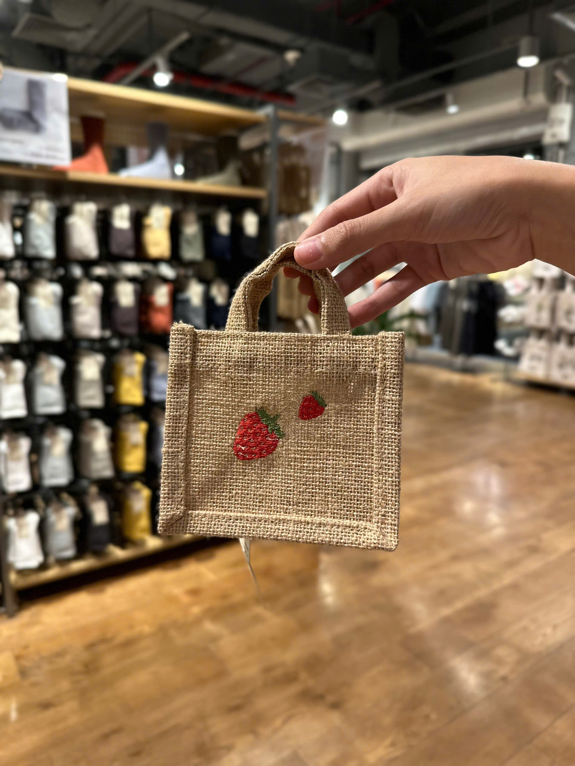 Vào store MUJI tôi phát hiện 6 món Vào store MUJI tôi phát hiện 6 món