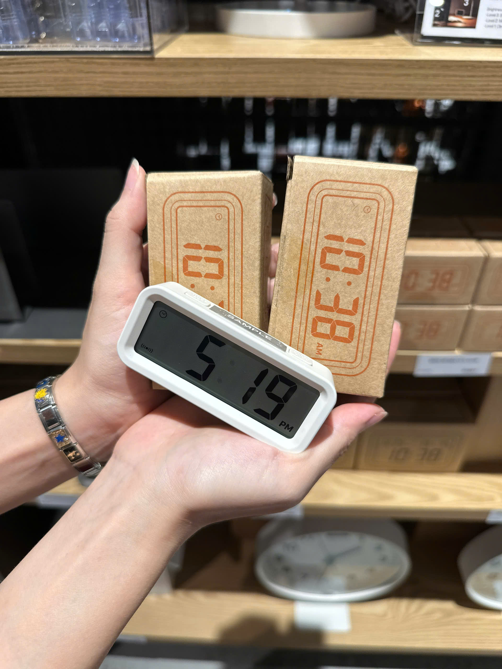 Vào store MUJI tôi phát hiện 6 món Vào store MUJI tôi phát hiện 6 món