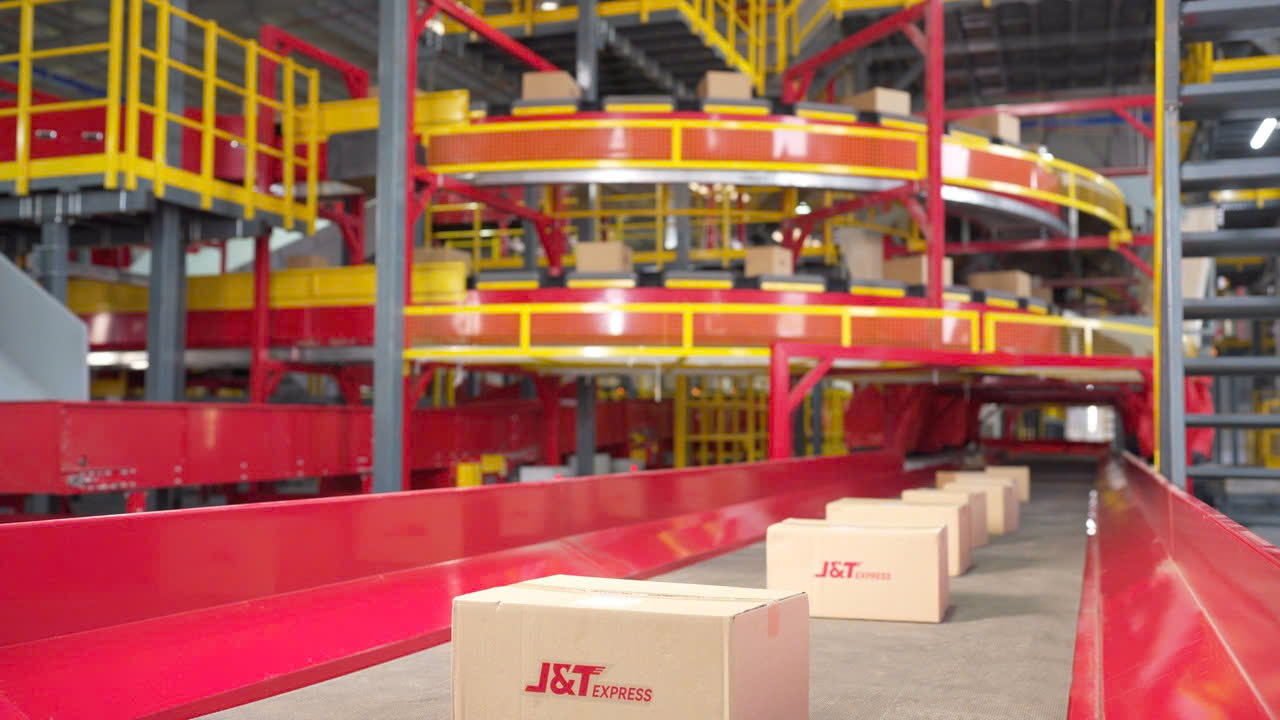 J&T Express: 7 năm – một hành trình vượt giới hạn để 