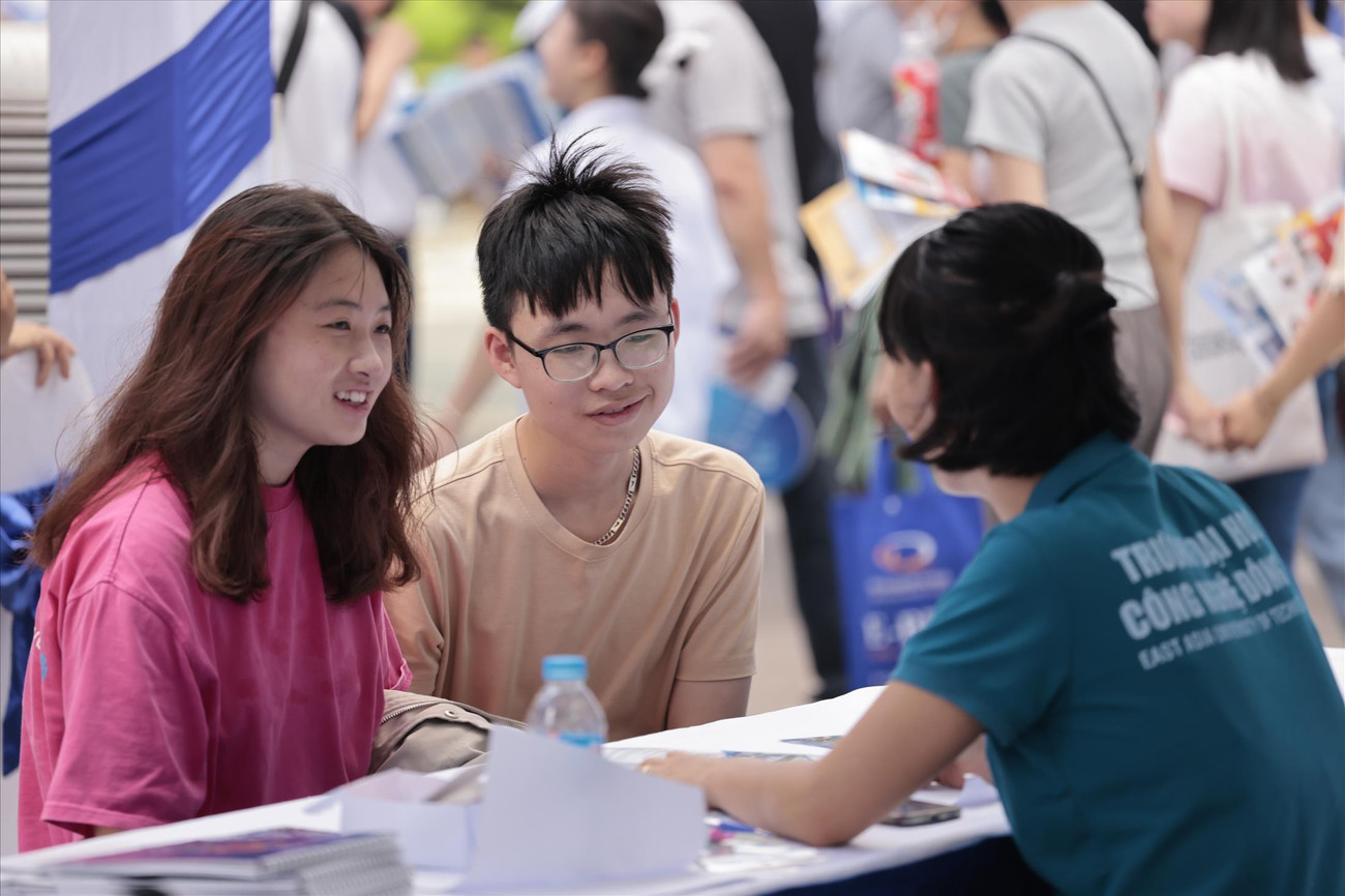 Tuyển sinh đại học 2025: Ðiểm chuẩn ra sao? - Ảnh 1.