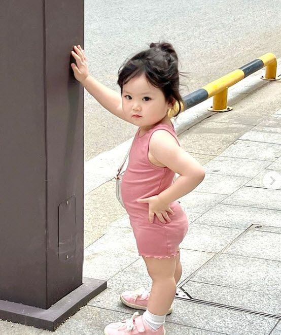 10 cái tên ở nhà với ý nghĩa mong muốn bé hay ăn chóng lớn, bụ bẫm dễ nuôi- Ảnh 2. 10 cái tên ở nhà với ý nghĩa mong muốn bé hay ăn chóng lớn, bụ bẫm dễ nuôi- Ảnh 2.