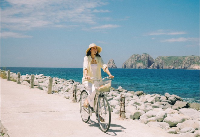 Hòn đảo không khách sạn, không resort, cách đất liền 20km, nhiều người bản địa cũng không biết tới - Ảnh 1. Hòn đảo không khách sạn, không resort, cách đất liền 20km, nhiều người bản địa cũng không biết tới - Ảnh 1.