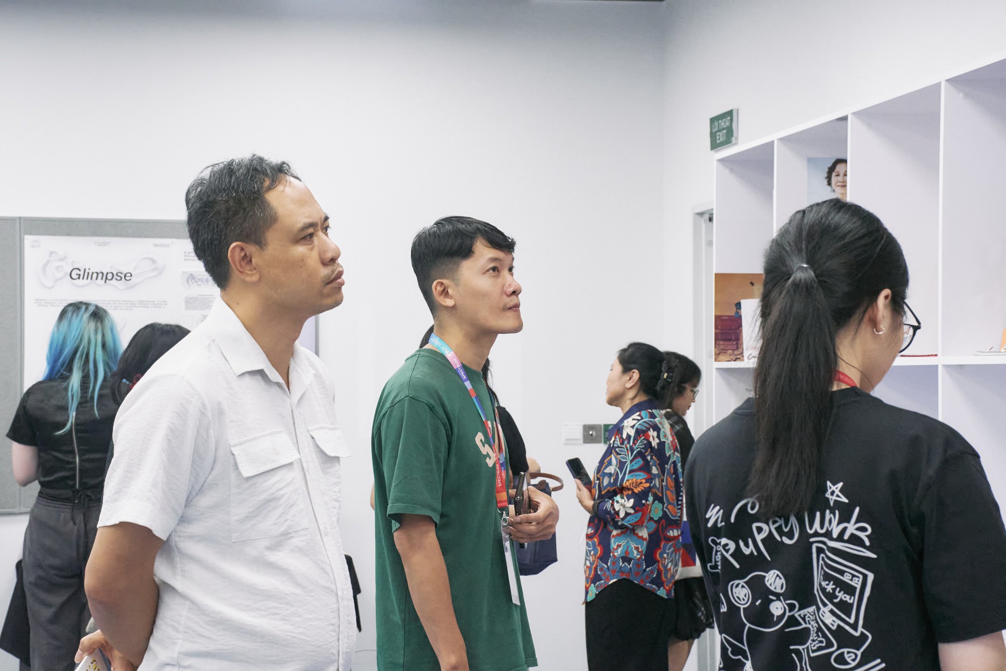 Hàng trăm người thích thú tham quan loạt tác phẩm cực CHẤT của sinh viên khoa Truyền thông & Sáng tạo Đại học BUV- Ảnh 28.