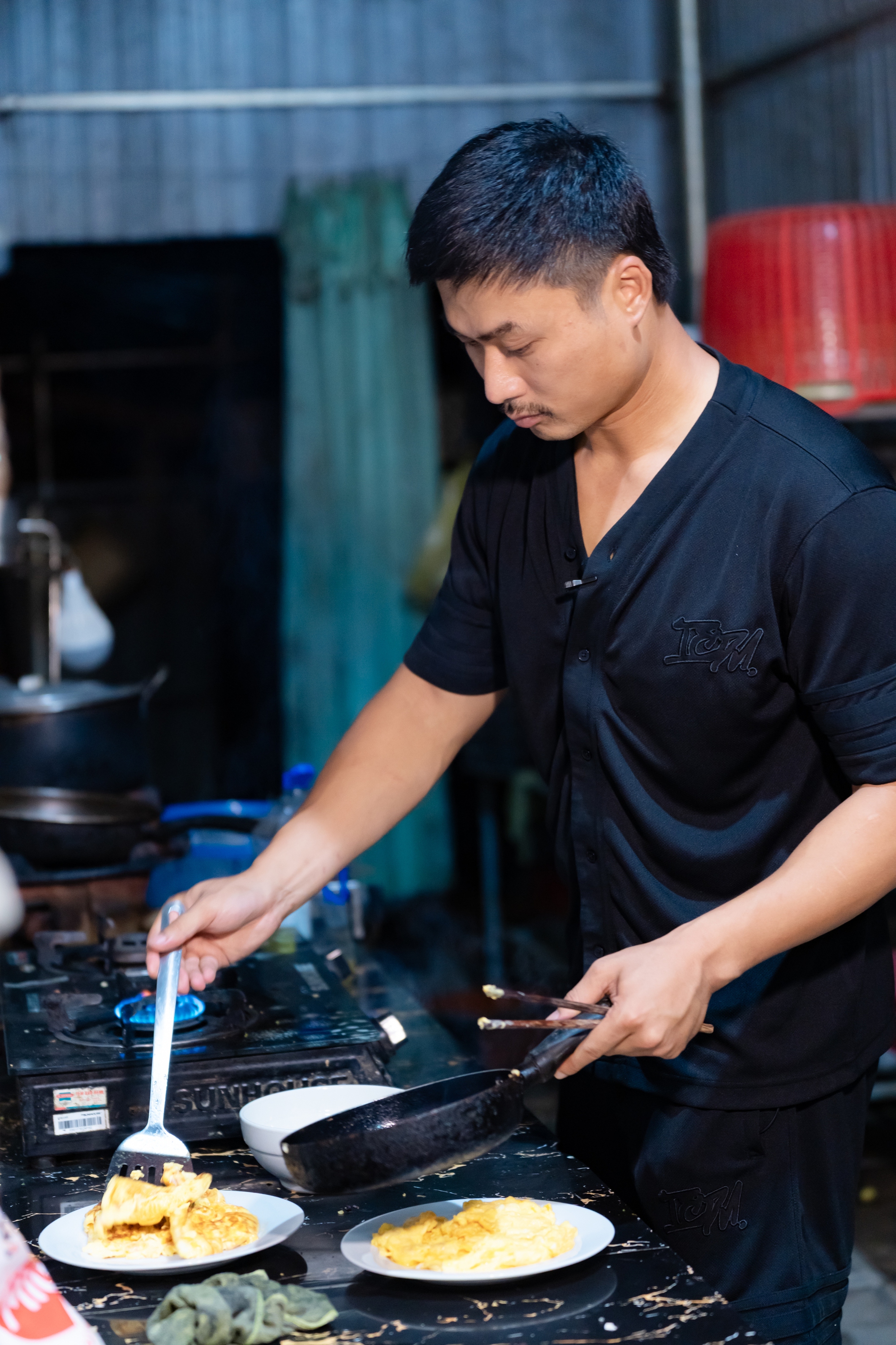 duy-hung-chien-trung-cho-cac-con-175376112320888387146-1753784080305-17537840808721449200519.jpg