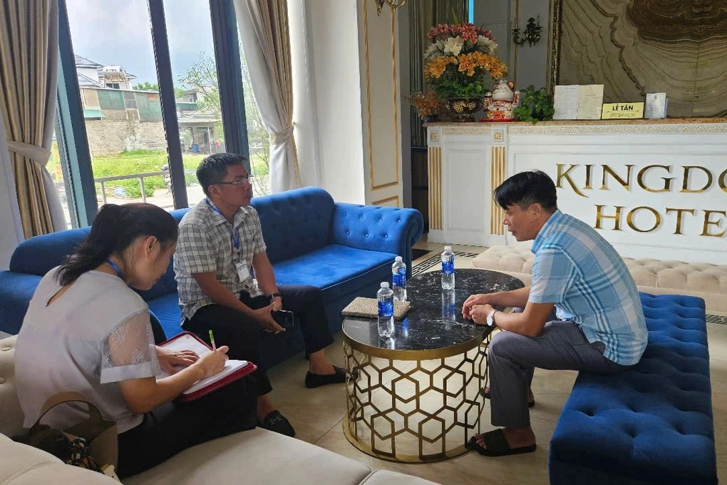 Vụ khách hút thuốc làm thủng đệm, bị phạt 4,8 triệu đồng: Chủ khách sạn ở Cửa Lò nói gì? - Ảnh 3.