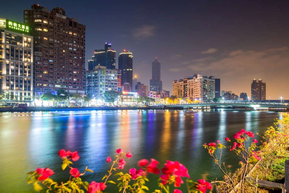 8-cao-hung-dai-loan-kaoshiung-travel-1751552396316-17515524018551099624867.jpg