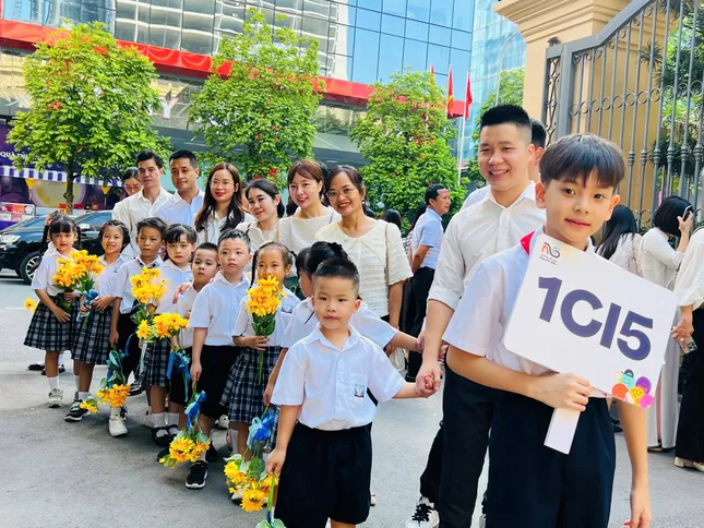 Hà Nội: Sáp nhập phường, xã có xáo trộn tuyển sinh đầu cấp? - Ảnh 1. Hà Nội: Sáp nhập phường, xã có xáo trộn tuyển sinh đầu cấp? - Ảnh 1.