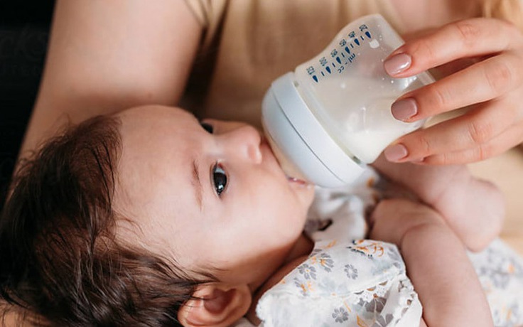 enfamil-baby-lifestyle-june-2025-1wide-1751543800066641355037-1751554850534-17515548512711997272201-0-82-460-818-crop-1751554954201294262147.jpg