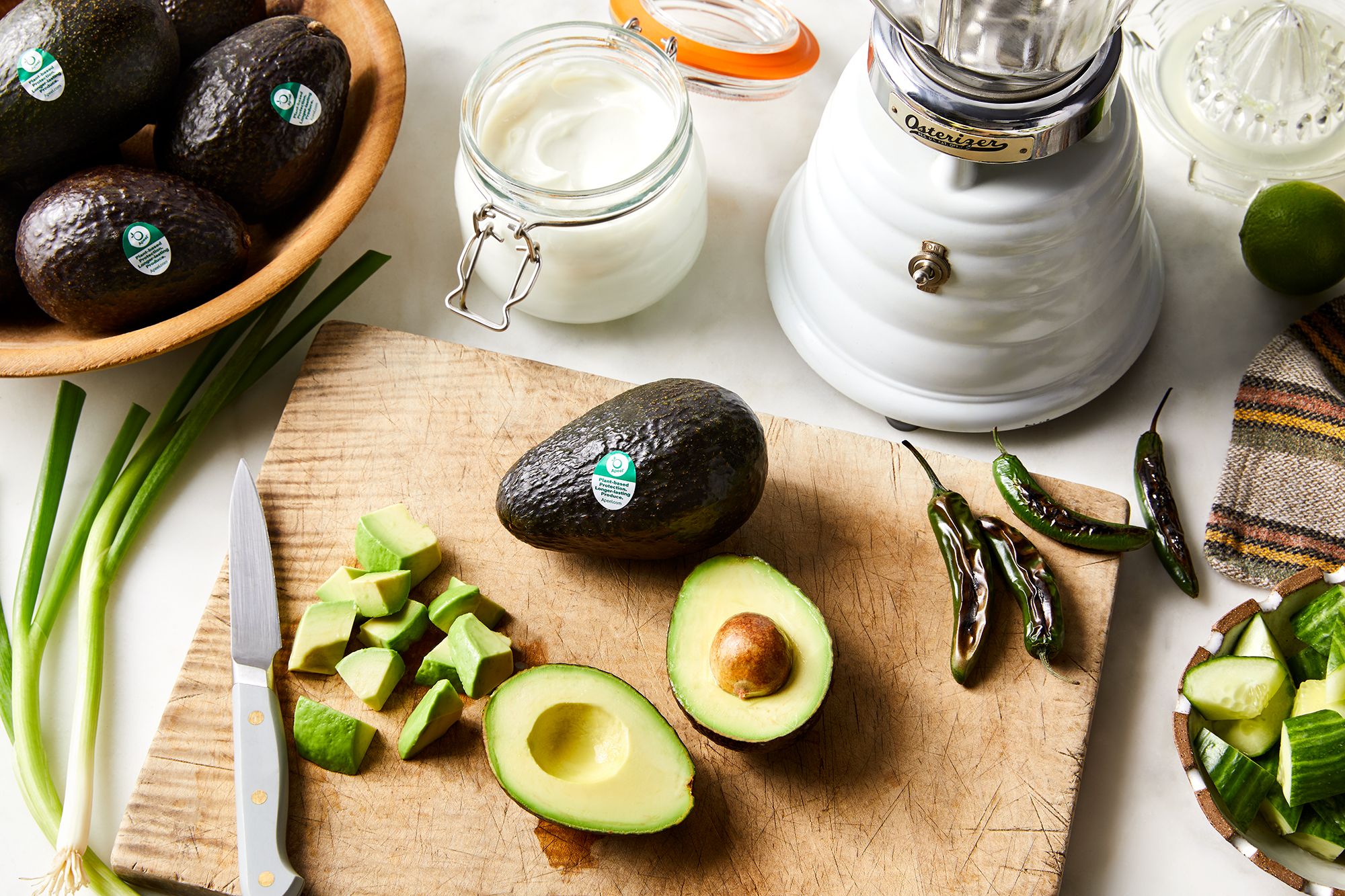 2022-0113sponsoredapeelavocadosprocessarticle-1branded3x2ty-mecham-17538059255461522679851-1753811358630-17538113592082126359586-1753853228857-17538532289211622529139.jpg
