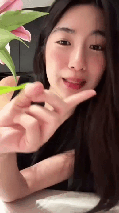 Giờ mới biết Hà Thi bị local brand Việt Giờ mới biết Hà Thi bị local brand Việt