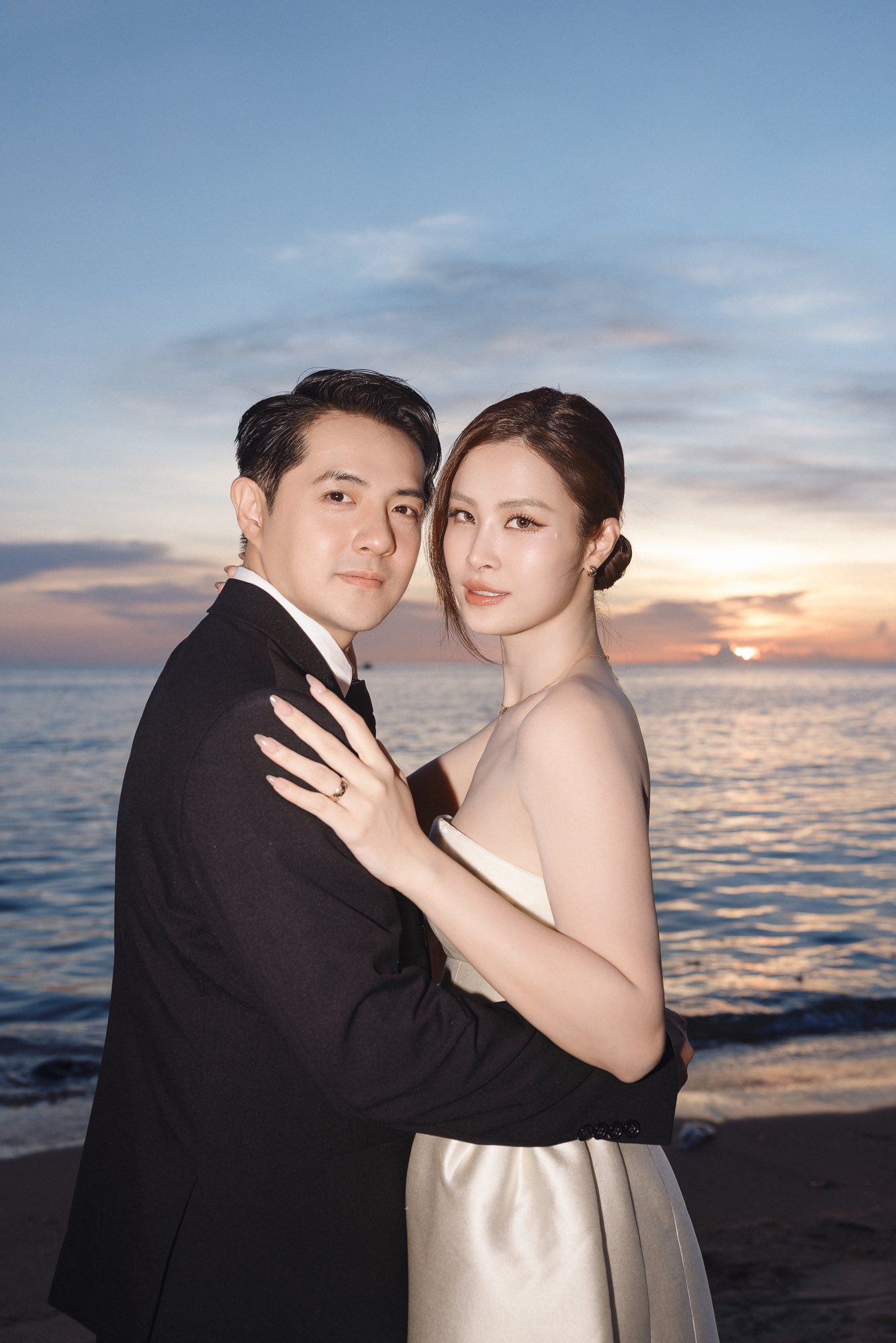 Người đẹp Vbiz làm dâu hào môn của "đế chế nhựa" lớn nhất nhì Sài Gòn: Tự thân xây sự nghiệp, làm mẹ 2 con vẫn không ngừng tỏa sáng- Ảnh 5. Người đẹp Vbiz làm dâu hào môn của "đế chế nhựa" lớn nhất nhì Sài Gòn: Tự thân xây sự nghiệp, làm mẹ 2 con vẫn không ngừng tỏa sáng- Ảnh 5.