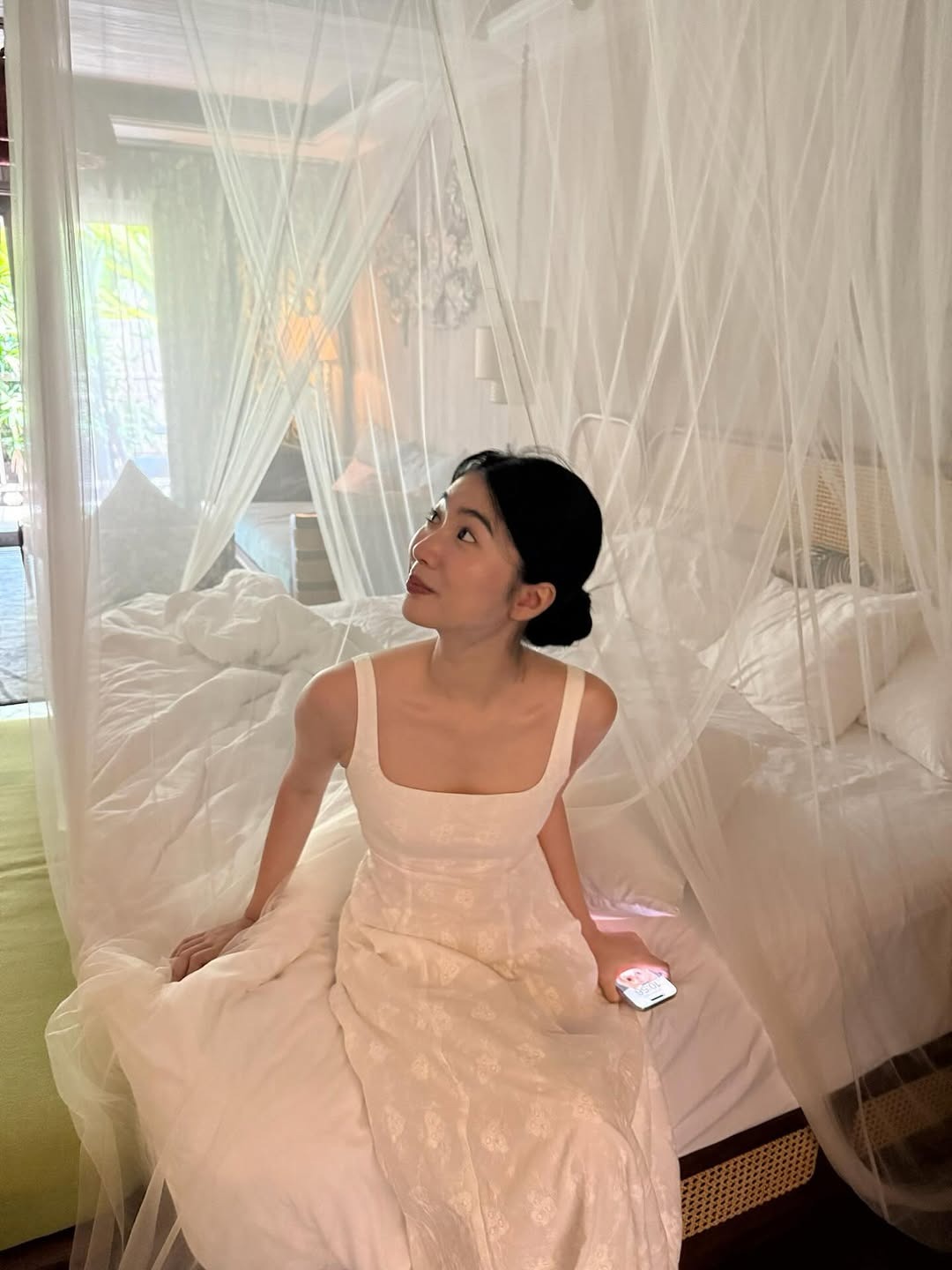 Giờ mới biết Hà Thi bị local brand Việt Giờ mới biết Hà Thi bị local brand Việt