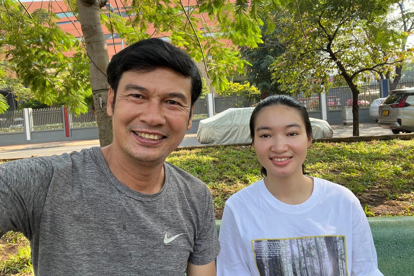 Tiết Cương đặt nguyên tắc không hôn con ngủ, dùng nôi cũi chỉ vài trăm ngàn- Ảnh 6. Tiết Cương đặt nguyên tắc không hôn con ngủ, dùng nôi cũi chỉ vài trăm ngàn- Ảnh 6.