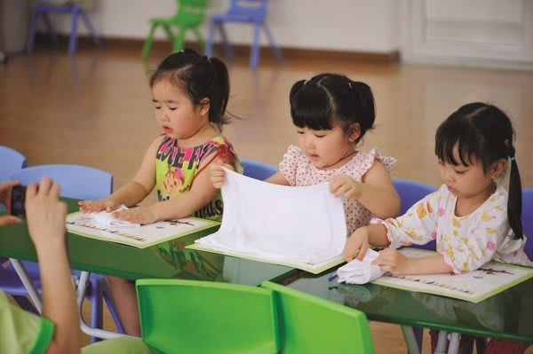Checklist những việc cần làm cho bố mẹ có con chuyển cấp, vào học trường mới- Ảnh 5. Checklist những việc cần làm cho bố mẹ có con chuyển cấp, vào học trường mới- Ảnh 5.