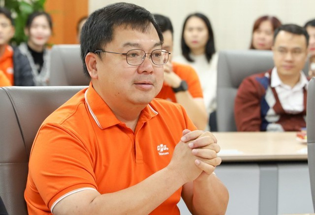 Ông Hoàng Nam Tiến: Vị lãnh đạo "30 năm không ngồi yên 1 chỗ", doanh nhân "học tập suốt đời" - Ảnh 1. Ông Hoàng Nam Tiến: Vị lãnh đạo "30 năm không ngồi yên 1 chỗ", doanh nhân "học tập suốt đời" - Ảnh 1.