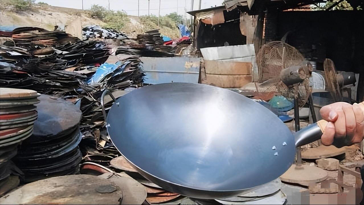 4 đồ bếp tưởng hay ho nhưng lại âm thầm gây cháy nổ, gieo bệnh ung thư- Ảnh 3. 4 đồ bếp tưởng hay ho nhưng lại âm thầm gây cháy nổ, gieo bệnh ung thư- Ảnh 3.