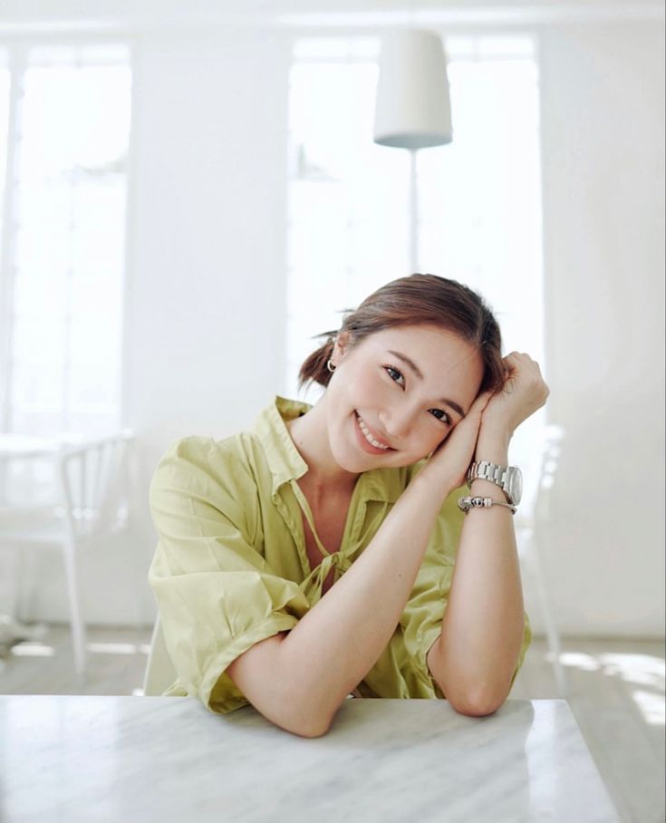 Giải ngố tài chính: “Trả công cho bản thân” – động lực hay cái bẫy tiêu tiền? - Ảnh 1. Giải ngố tài chính: “Trả công cho bản thân” – động lực hay cái bẫy tiêu tiền? - Ảnh 1.