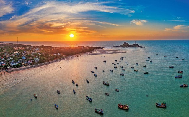 Tỉnh lớn nhất Việt Nam sau sáp nhập: Vừa có rừng, vừa có biên giới, vừa có đường ven biển như nước ngoài - Ảnh 2. Tỉnh lớn nhất Việt Nam sau sáp nhập: Vừa có rừng, vừa có biên giới, vừa có đường ven biển như nước ngoài - Ảnh 2.