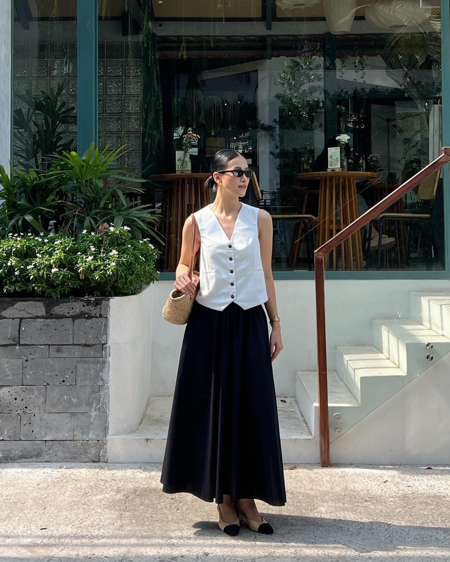 10 outfit từ mỹ nhân Việt giúp chị em chạm đỉnh cao mặc đồ tối giản - Ảnh 8. 10 outfit từ mỹ nhân Việt giúp chị em chạm đỉnh cao mặc đồ tối giản - Ảnh 8.