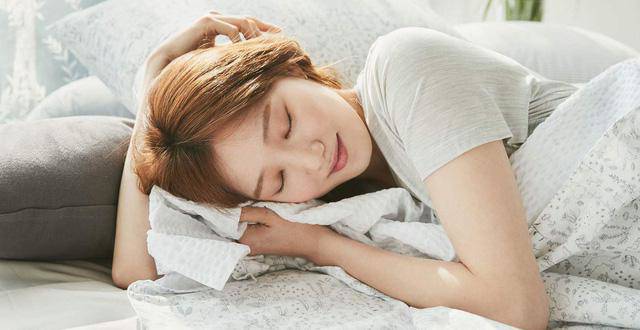 Ngủ đúng giờ này, mạch máu sẽ biết ơn bạn suốt đời, tim mạch yên tâm giảm nguy cơ bệnh tật thấp nhất - Ảnh 2. Ngủ đúng giờ này, mạch máu sẽ biết ơn bạn suốt đời, tim mạch yên tâm giảm nguy cơ bệnh tật thấp nhất - Ảnh 2.