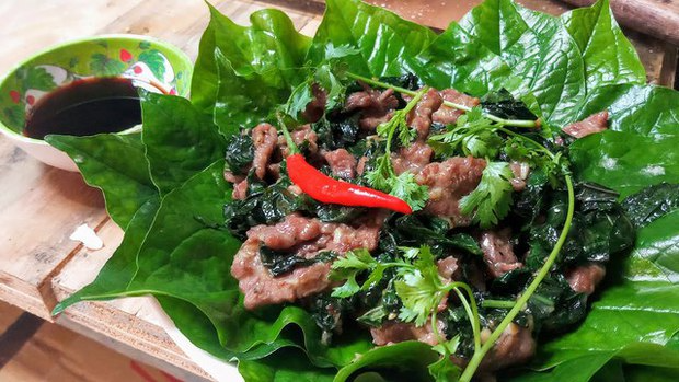 Khi 2 tỉnh về 1 nhà, menu cỗ cưới có sự thay đổi lớn: Khi vải thiều và bánh mì que chung mâm, tinh hoa! - Ảnh 9. Khi 2 tỉnh về 1 nhà, menu cỗ cưới có sự thay đổi lớn: Khi vải thiều và bánh mì que chung mâm, tinh hoa! - Ảnh 9.