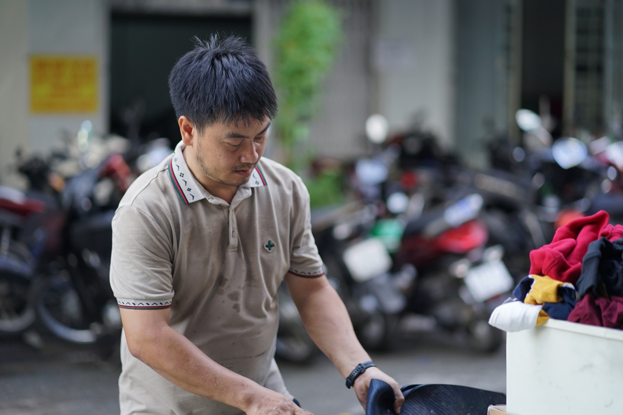 Lời kể xót xa trong vụ cháy khiến 8 người chết ở TP.HCM: "Không nhà ai có lối thoát hiểm cả, chỉ có một đường vào thôi" - Ảnh 11. Lời kể xót xa trong vụ cháy khiến 8 người chết ở TP.HCM: "Không nhà ai có lối thoát hiểm cả, chỉ có một đường vào thôi" - Ảnh 11.