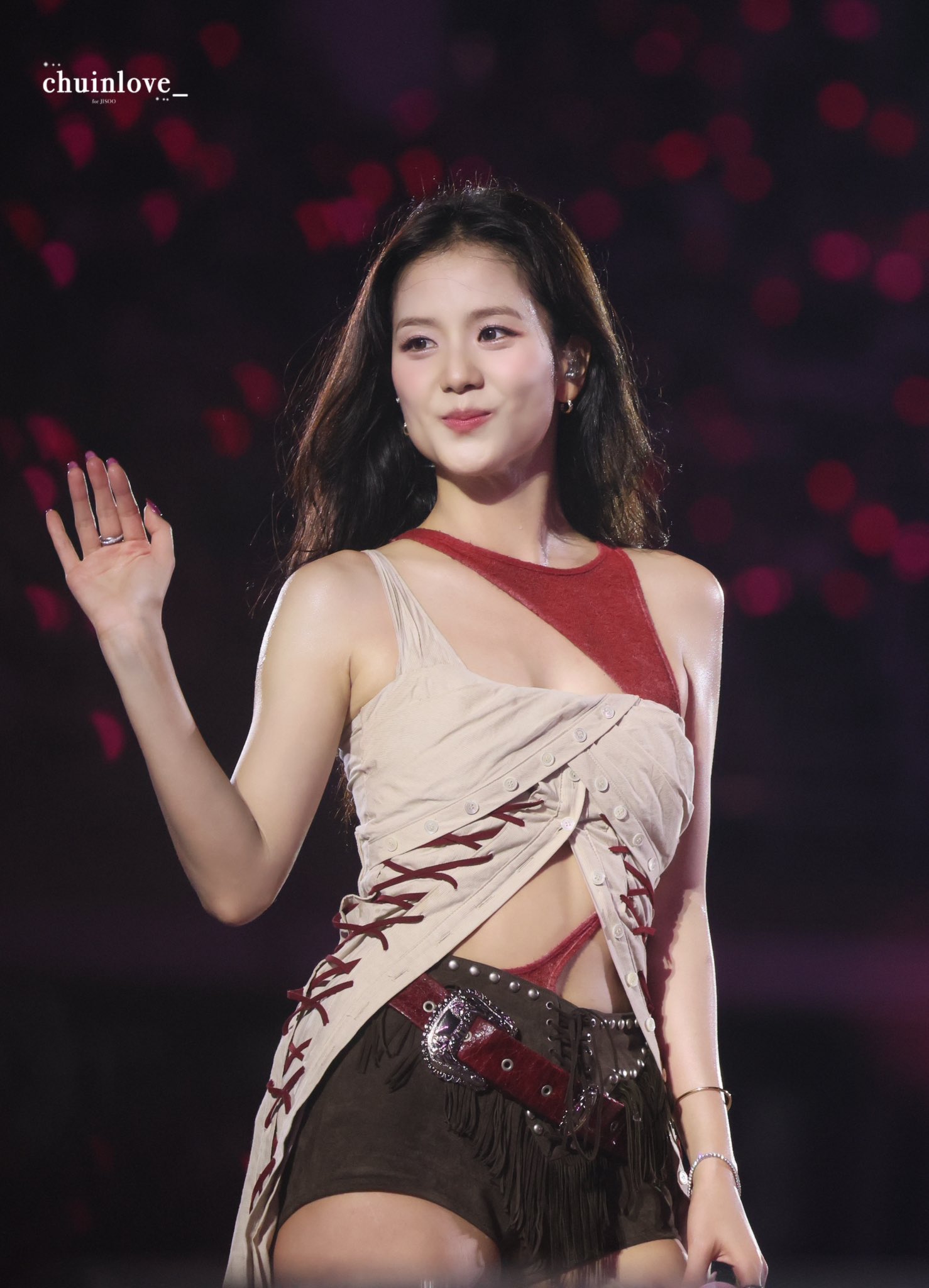 Jisoo cứ ngưng làm điều này là visual sẽ không có đối thủ- Ảnh 3. Jisoo cứ ngưng làm điều này là visual sẽ không có đối thủ- Ảnh 3.