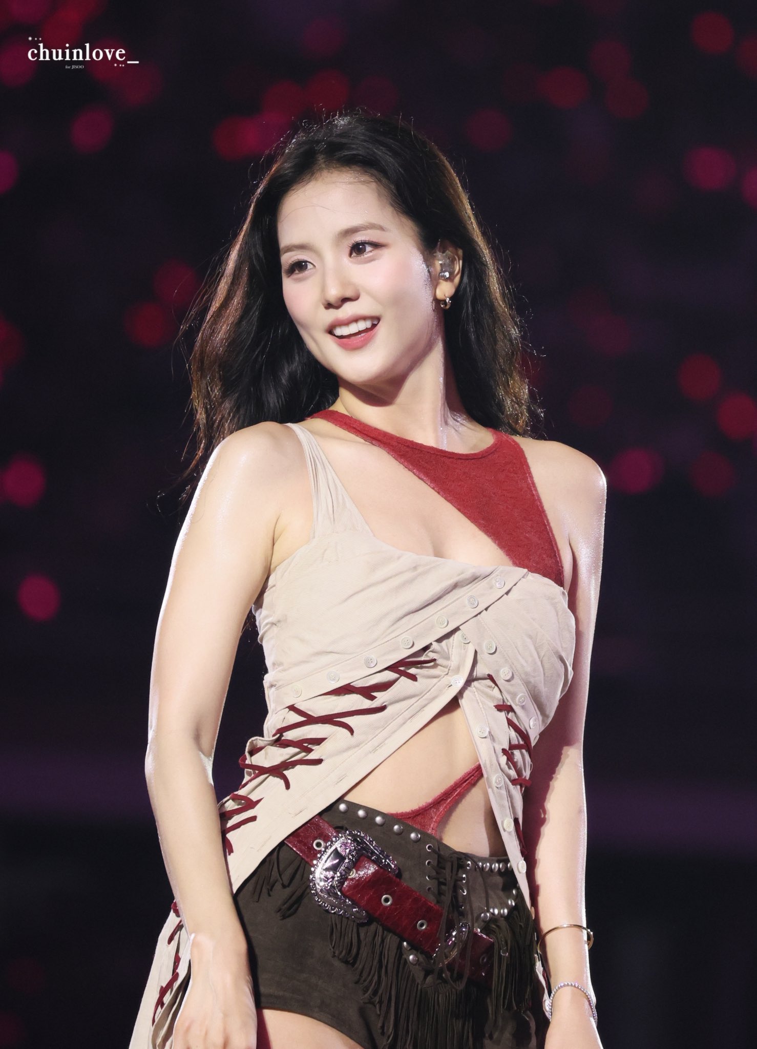 Jisoo cứ ngưng làm điều này là visual sẽ không có đối thủ- Ảnh 2. Jisoo cứ ngưng làm điều này là visual sẽ không có đối thủ- Ảnh 2.