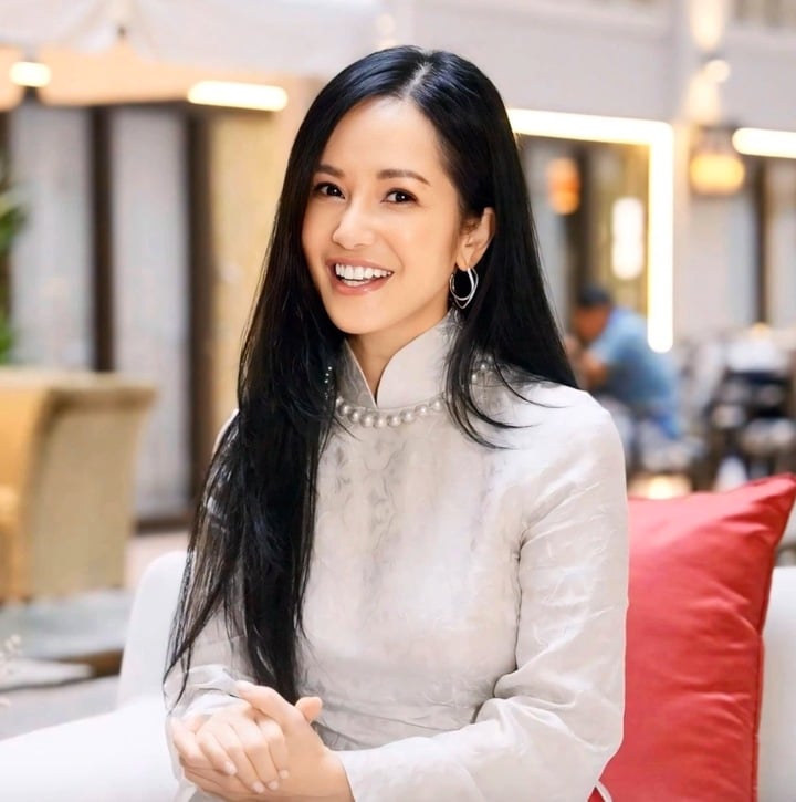 Hồng Nhung uống thuốc giảm đau, treo mình 9m chỉ một tháng sau ca mổ - Ảnh 2. Hồng Nhung uống thuốc giảm đau, treo mình 9m chỉ một tháng sau ca mổ - Ảnh 2.