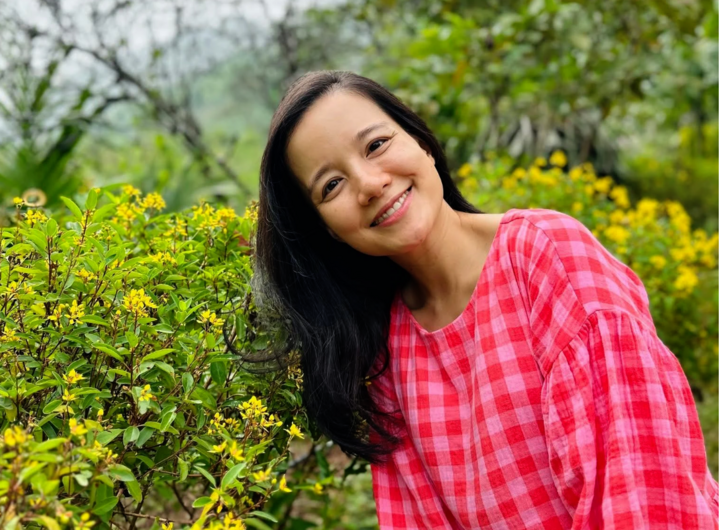 MC Minh Trang gây tranh cãi vì khuyên cha mẹ 'nghiên cứu kỹ khi đăng ký trại hè' - Ảnh 1. MC Minh Trang gây tranh cãi vì khuyên cha mẹ 'nghiên cứu kỹ khi đăng ký trại hè' - Ảnh 1.