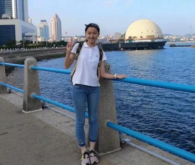 Nữ sinh thi đại học đạt điểm tuyệt đối 3 môn nhưng từ chối trường top 1 chỉ với 5 từ khiến ai nghe cũng phải "tròn mắt" - Ảnh 3. Nữ sinh thi đại học đạt điểm tuyệt đối 3 môn nhưng từ chối trường top 1 chỉ với 5 từ khiến ai nghe cũng phải "tròn mắt" - Ảnh 3.