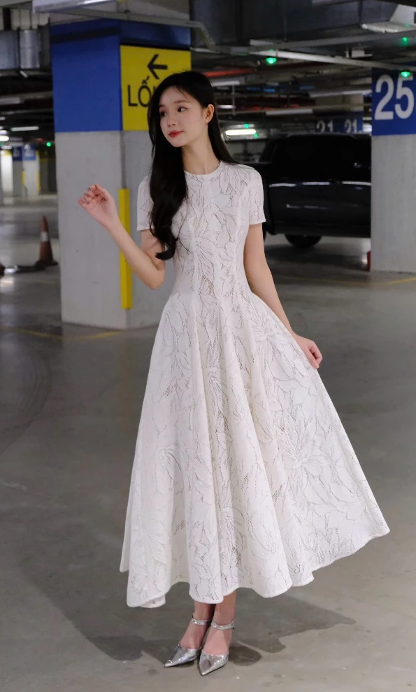 Lưu Thi Thi và phong cách Old Money: Thanh lịch, tinh tế mà chẳng cần phô trương - Ảnh 14. Lưu Thi Thi và phong cách Old Money: Thanh lịch, tinh tế mà chẳng cần phô trương - Ảnh 14.