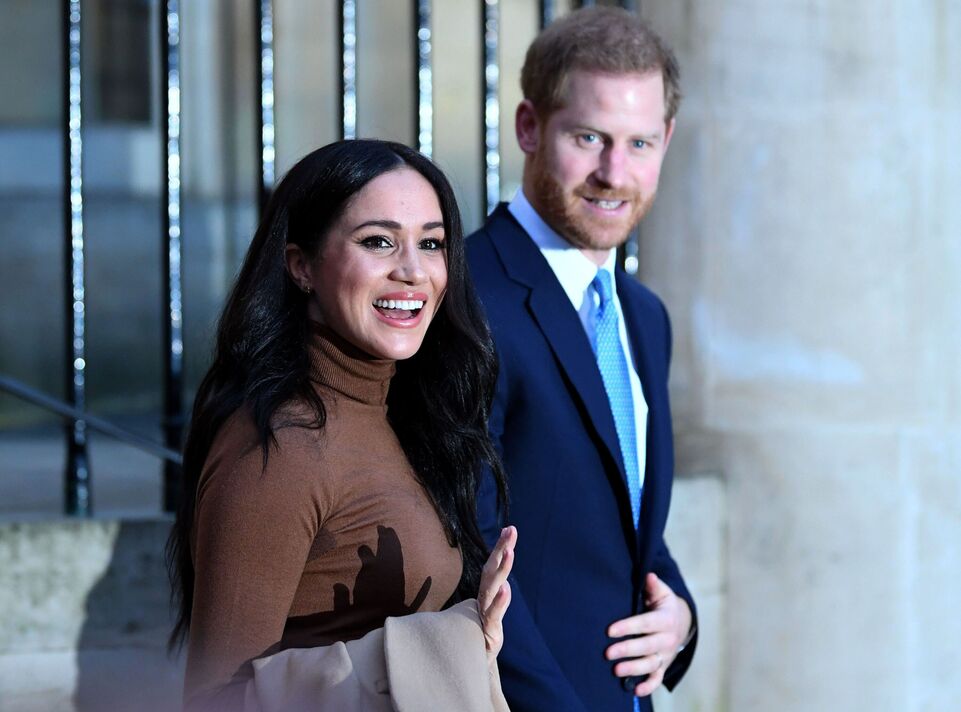 Lời nhận xét cuối đời của Nữ hoàng Elizabeth II về Harry và Meghan gây sốc- Ảnh 3.