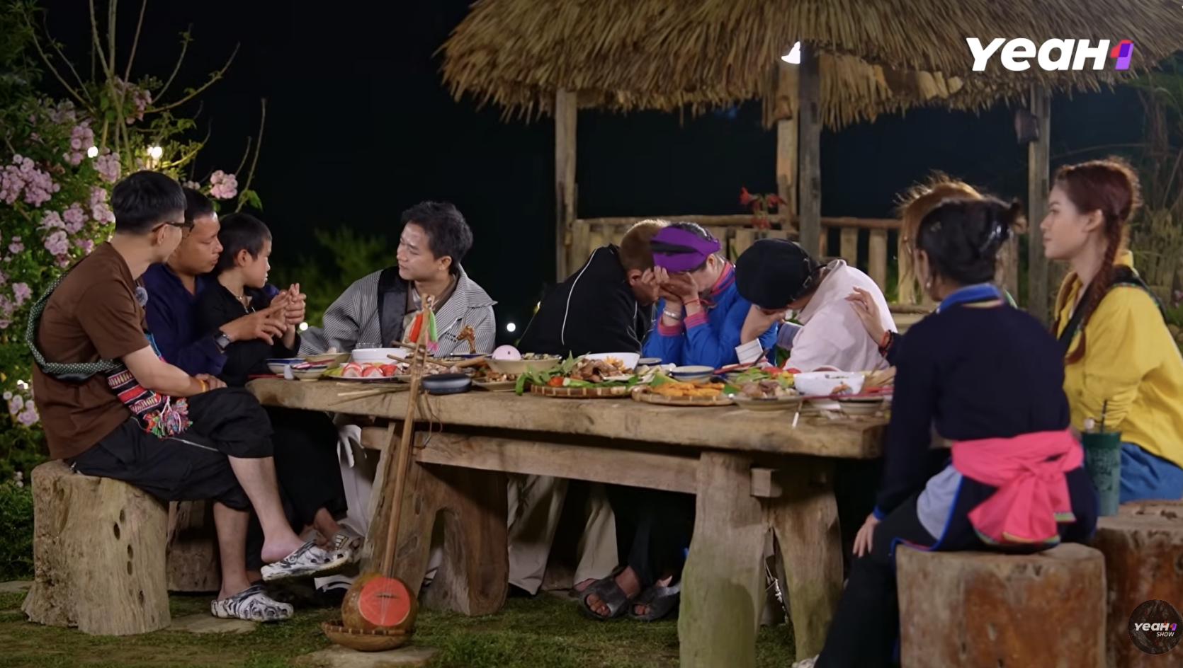Sau Gia Đình Haha, một bài thơ trong SGK bất ngờ viral: Nguyên nhân đến từ chị Thông và anh Hà!- Ảnh 5. Sau Gia Đình Haha, một bài thơ trong SGK bất ngờ viral: Nguyên nhân đến từ chị Thông và anh Hà!- Ảnh 5.