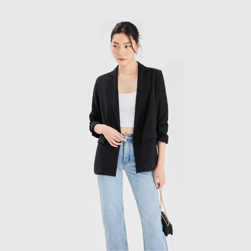 Vương phi Kate – Jisoo diện cùng 1 chiếc áo nhưng style khác biệt hoàn toàn - Ảnh 10.
