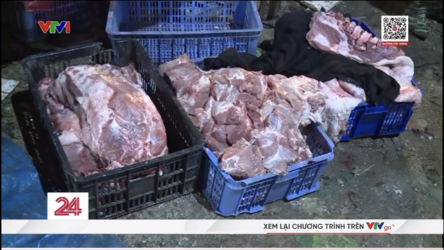 Đường dây bán thịt lợn chết tại chợ Phùng Khoang: Giá ban đầu chỉ 20.000 đồng/kg, biết kém chất lượng vẫn xẻ bán cho khách mỗi ngày - Ảnh 3. Đường dây bán thịt lợn chết tại chợ Phùng Khoang: Giá ban đầu chỉ 20.000 đồng/kg, biết kém chất lượng vẫn xẻ bán cho khách mỗi ngày - Ảnh 3.