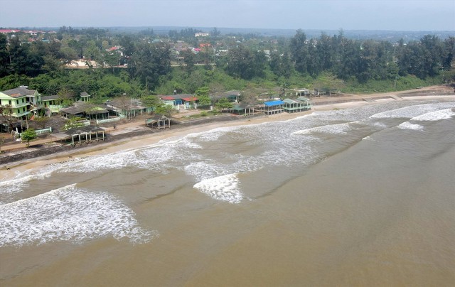 Bãi biển được mệnh danh là "nữ hoàng của các bãi tắm", thuộc miền Trung nhưng ít du khách biết tới - Ảnh 9. Bãi biển được mệnh danh là "nữ hoàng của các bãi tắm", thuộc miền Trung nhưng ít du khách biết tới - Ảnh 9.