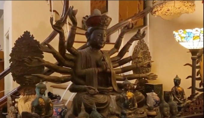 2 không gian sống đối lập đáng mơ ước của NSND nổi tiếng sắp làm đám cưới ở tuổi U60- Ảnh 10. 2 không gian sống đối lập đáng mơ ước của NSND nổi tiếng sắp làm đám cưới ở tuổi U60- Ảnh 10.