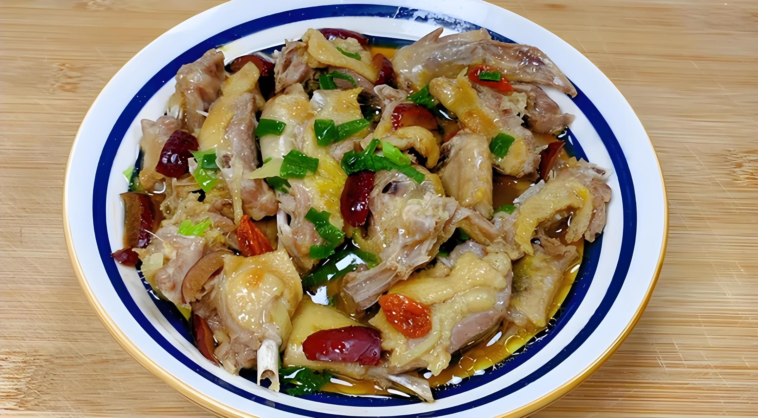 "Tháng 7 không bổ dương khí công sức đổ sông đổ biển": 3 món bổ dương khí nên ăn để nuôi dưỡng tỳ vị, tăng thể lực - Ảnh 6. "Tháng 7 không bổ dương khí công sức đổ sông đổ biển": 3 món bổ dương khí nên ăn để nuôi dưỡng tỳ vị, tăng thể lực - Ảnh 6.