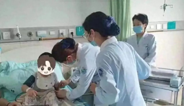 233 trẻ mầm non ở Thiên Thủy nhiễm độc chì nặng: Lộ tẩy sự thật kinh hoàng về nguyên liệu làm bánh - Ảnh 2. 233 trẻ mầm non ở Thiên Thủy nhiễm độc chì nặng: Lộ tẩy sự thật kinh hoàng về nguyên liệu làm bánh - Ảnh 2.
